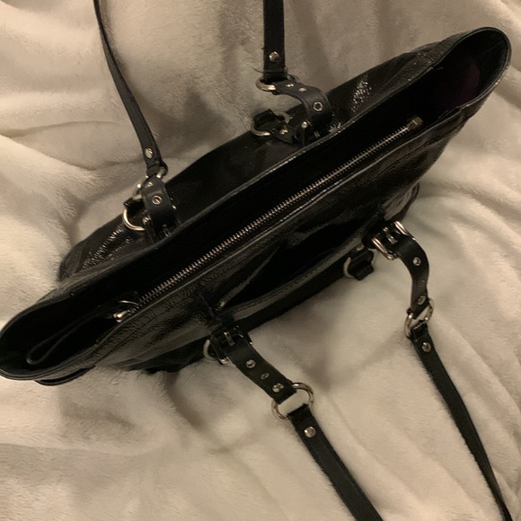 Coach leather shoulder tote - Picture 3 of 16